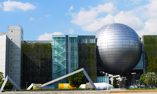 名古屋市科学館 理工館・天文館